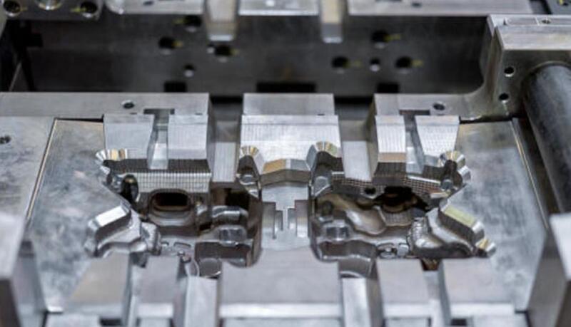 khuôn đúc kim loại