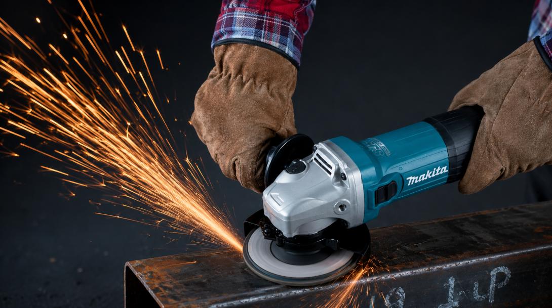 Sử dụng máy mài hoặc máy cắt bavia